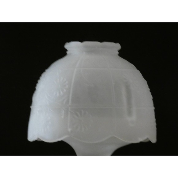 Vintage 1970's Westmoreland Frosted Fairy Lamp - Picture 2 of 10